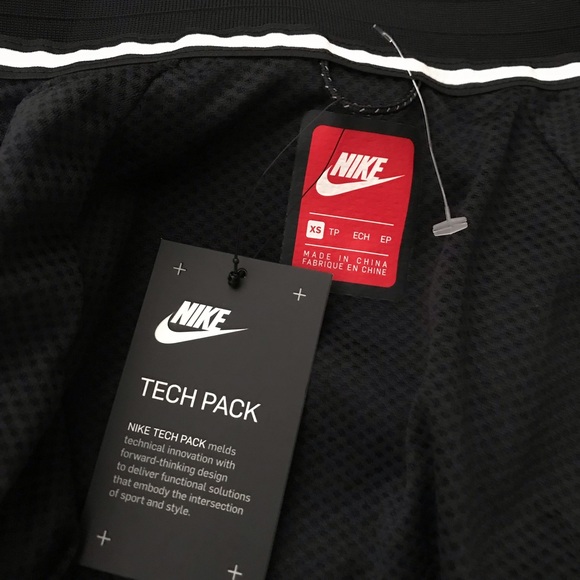 NIKE Tech Pack Varsity Jacket - Picture 5 of 8